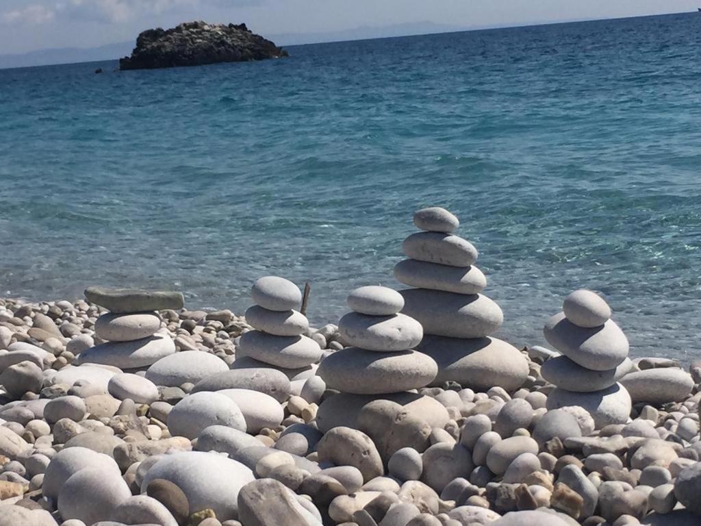 The Grandfather'S Room Himare Esterno foto